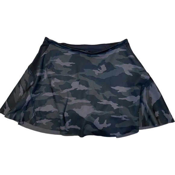 Athleta Match Point Printed Skort Camo Size XS - Picture 5 of 15